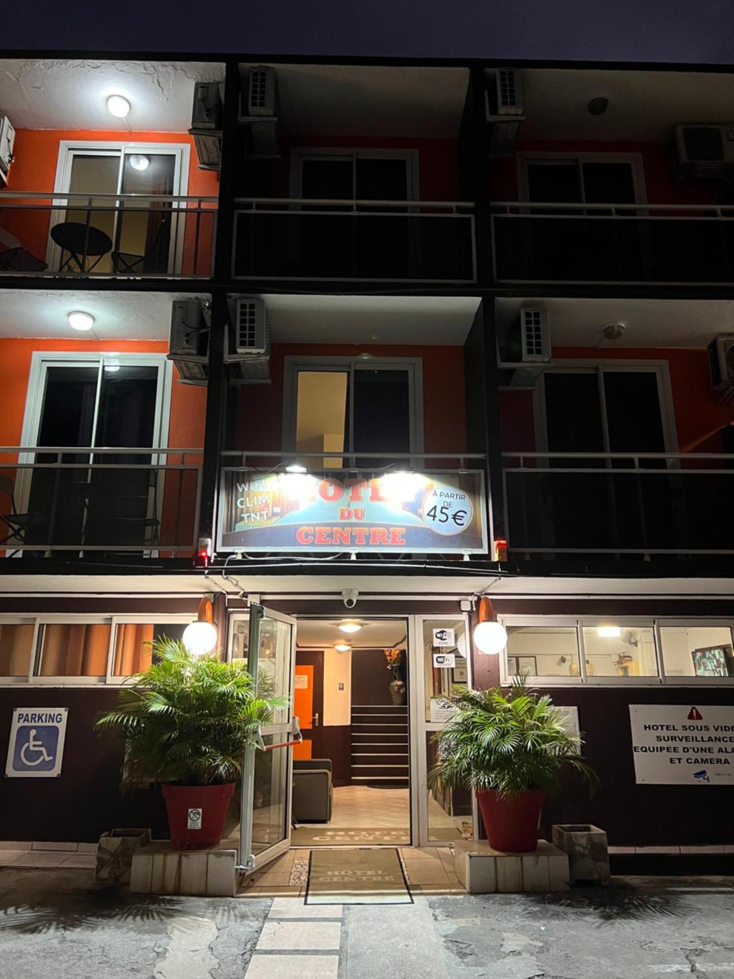 Hotel Du Centre Saint-Denis Eksteriør bilde